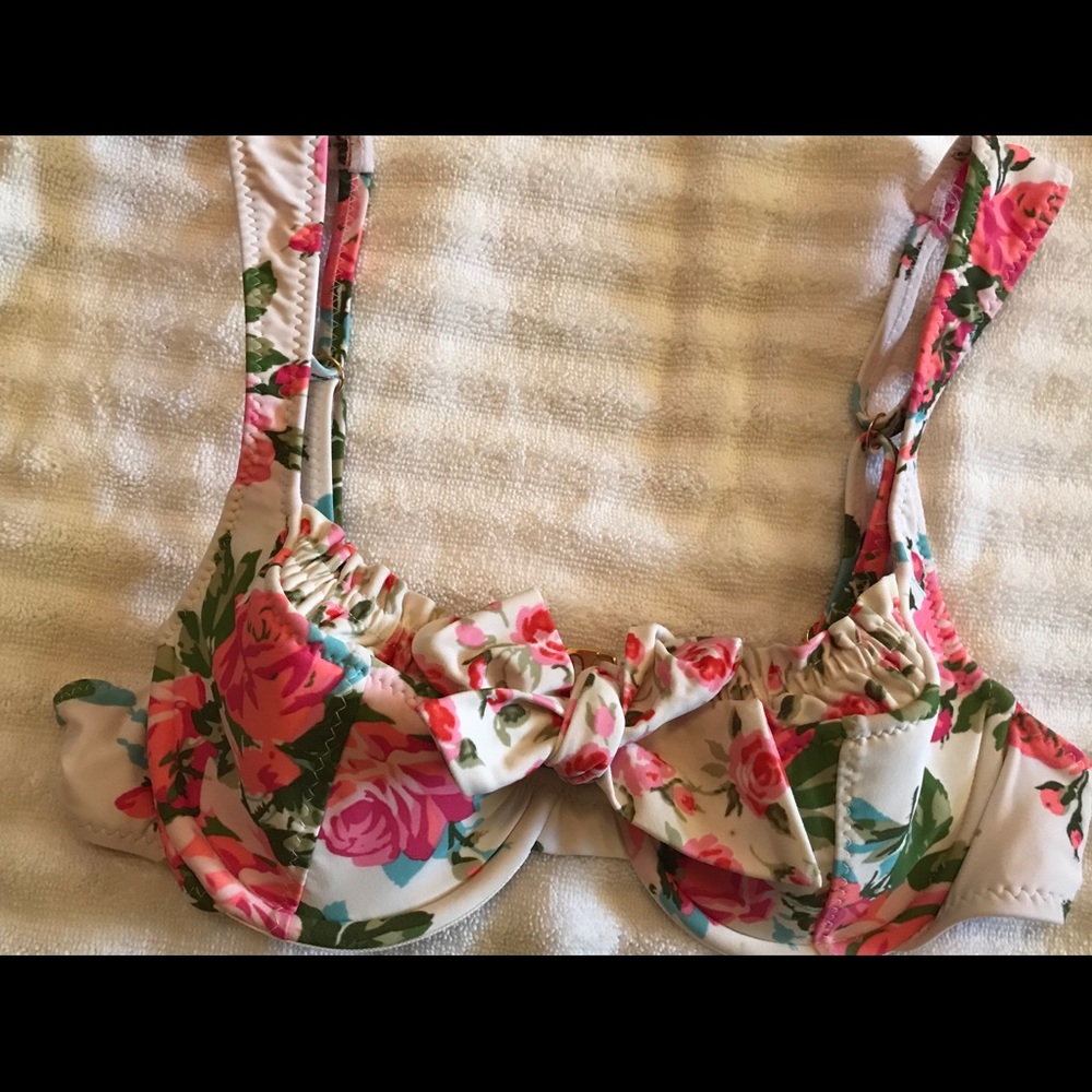 Betsey Johnson pink floral bikini top L